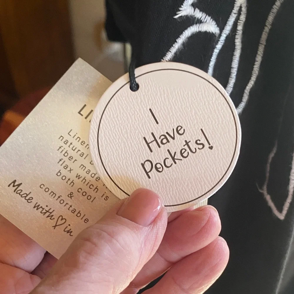 Lea Black Maxi Dress with White Embroidered Floral Detail - Picture 7 of 8